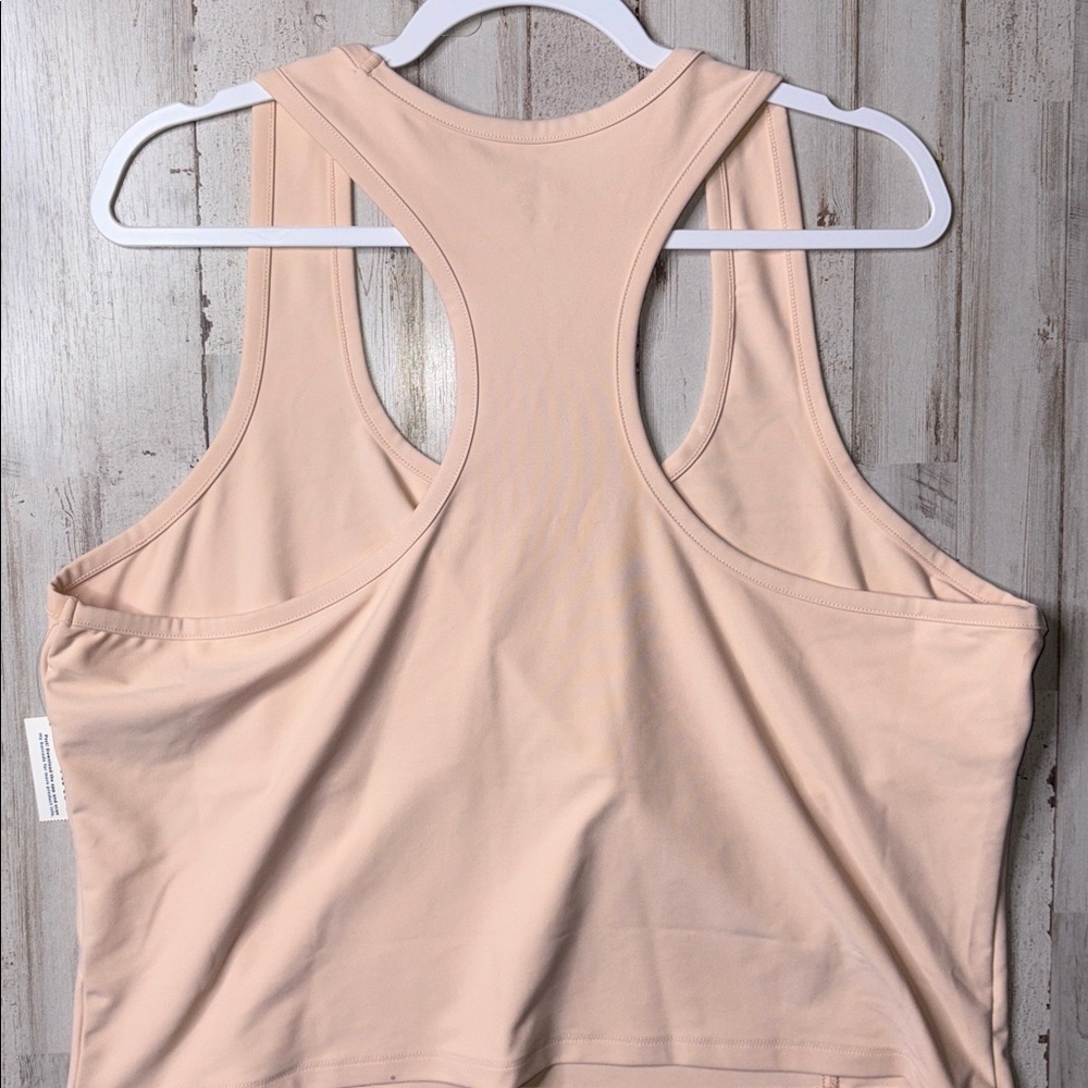 Old Navy Powersoft Racerback Cropped tank top size XXL NWT - Picture 9 of 10